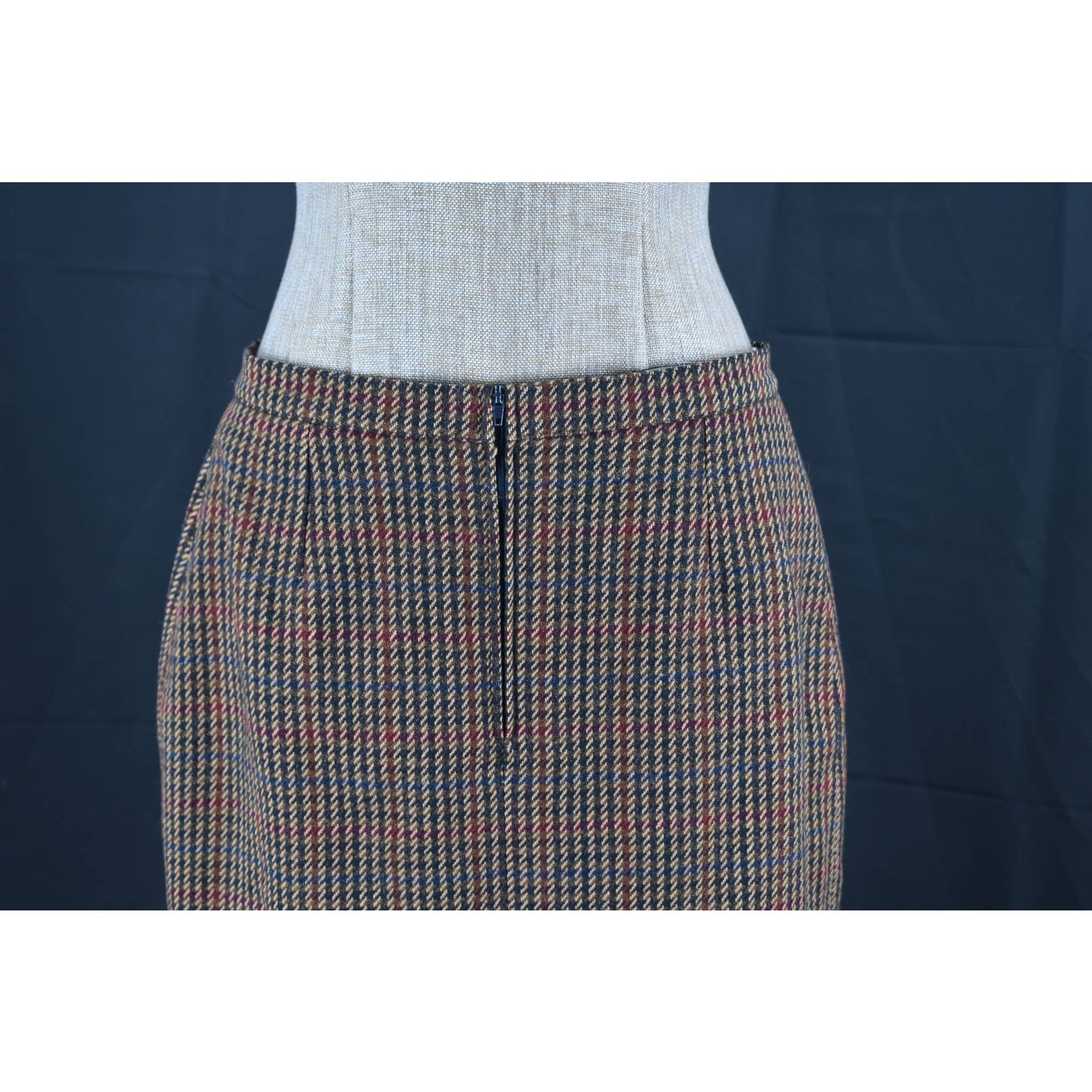 Vintage Jimmy Hourihan Wool Irish Tweed Skirt - 14
