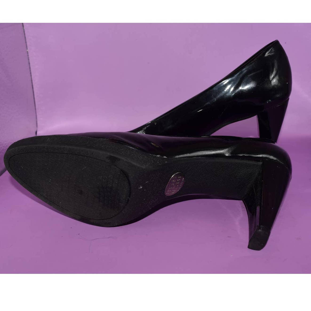 Stuart Weitzman Black Patent Leather Chunky Heel - 6.5