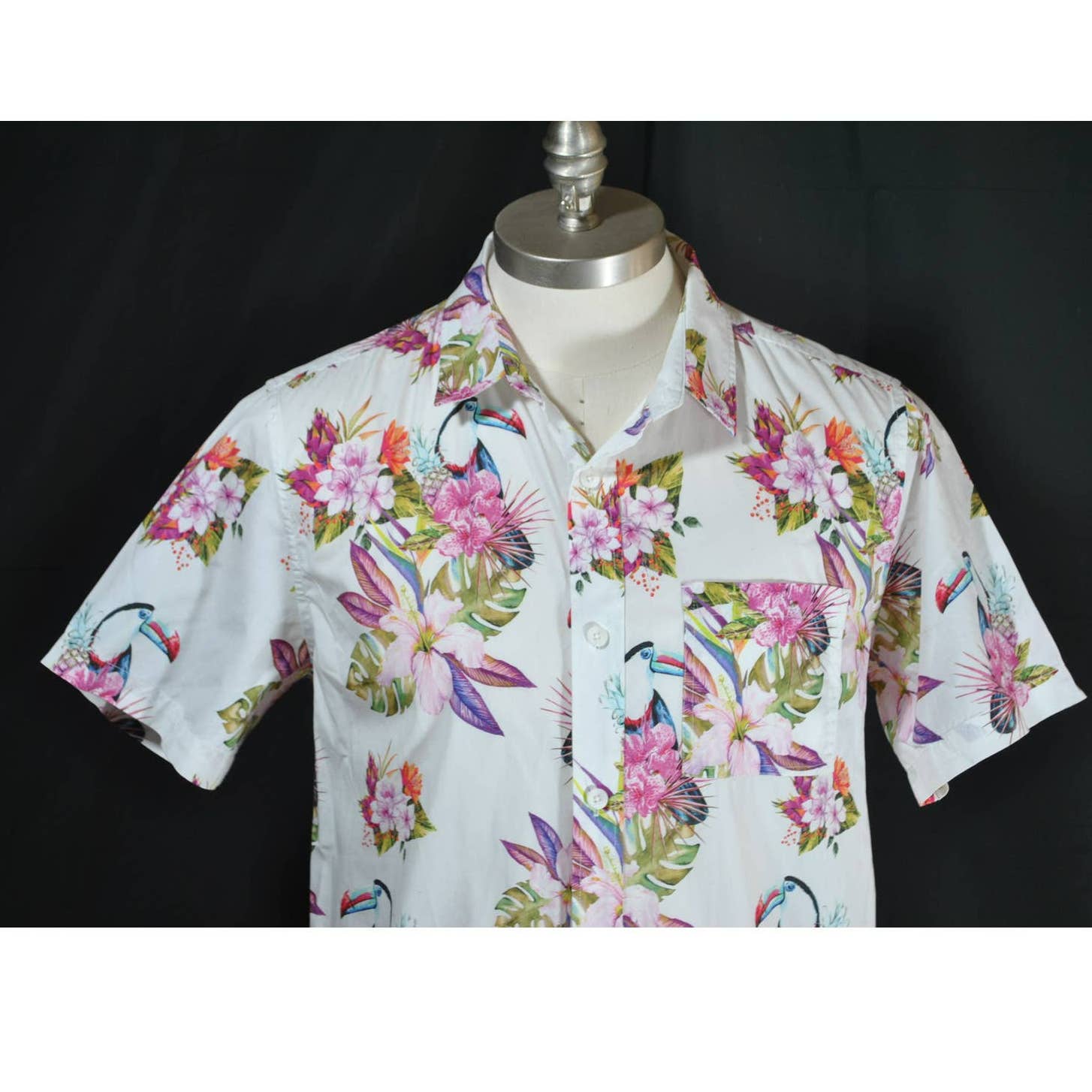 Pac Sun White Pink Green Floral Short Sleeve Shirt - M