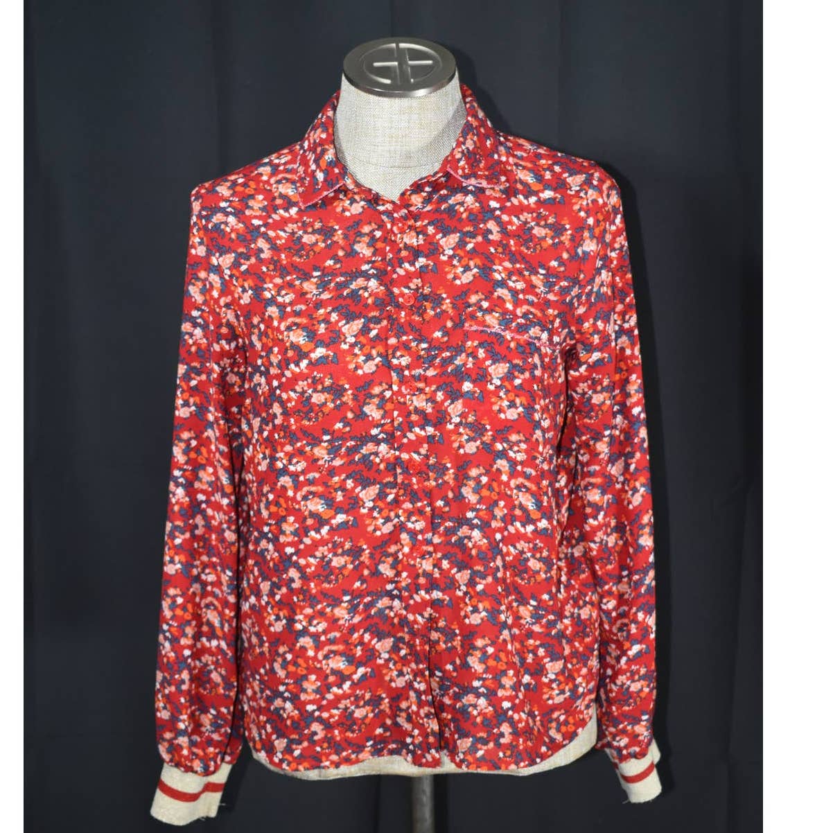 Grace & Mila Red Floral Long Sleeve Rochelle Button Up Top - S