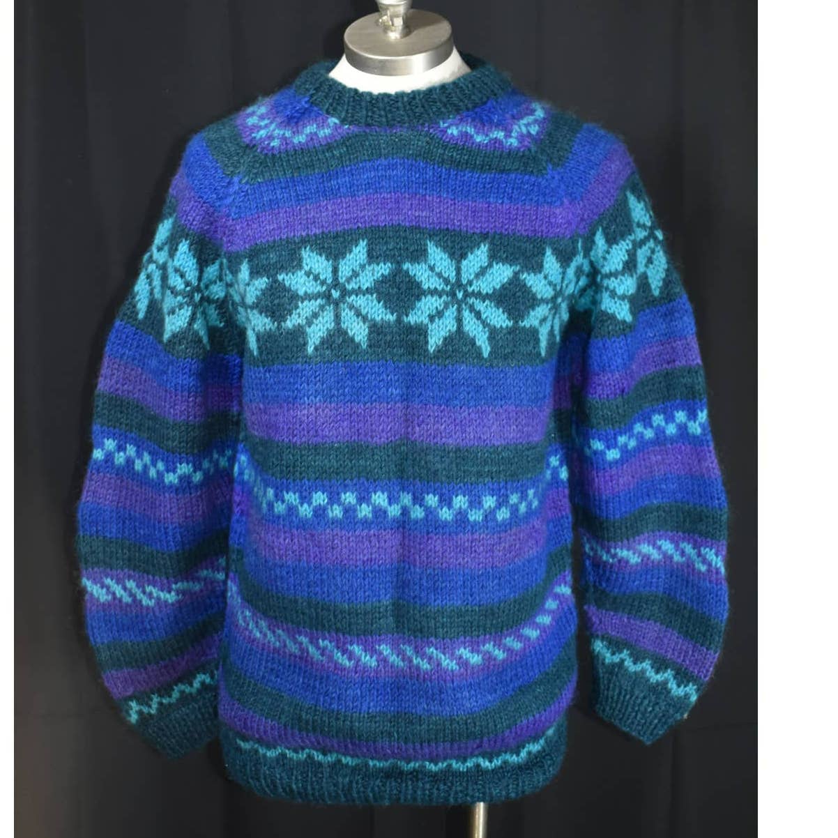 Vintage Handmade Knit Crewneck Wool Sweater - L
