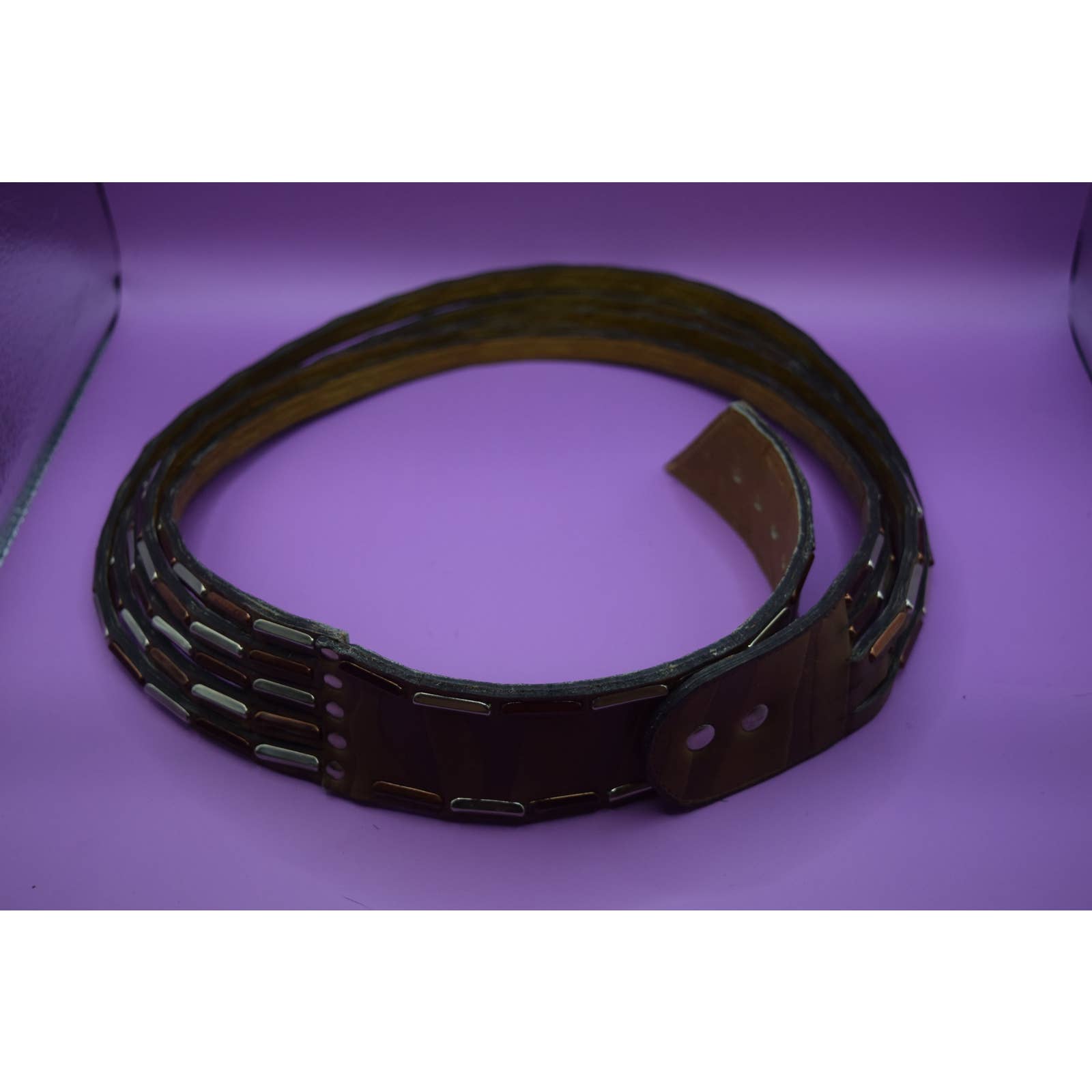 Vintage Apple Acc of New York Leather Metal Belt