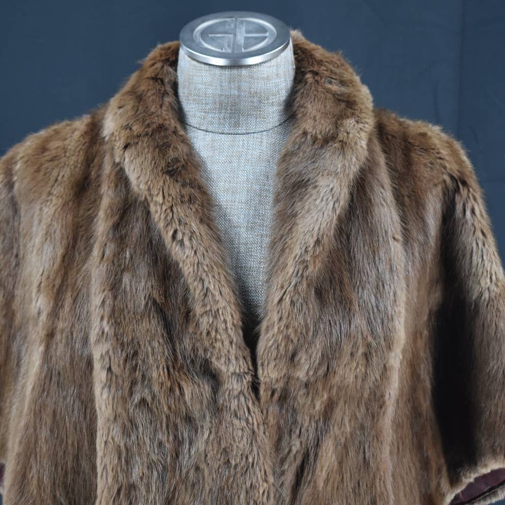 The J.L. Hudson Co. Detroit Vintage Mink Fur Shrug- L