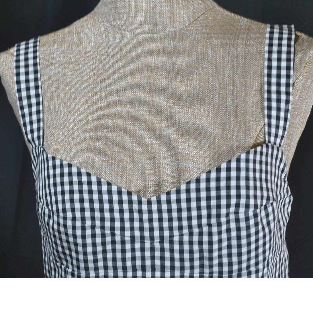 NWT Barneys New York Cropped Sleeveless Gingham Black and White Top - 42 (6)