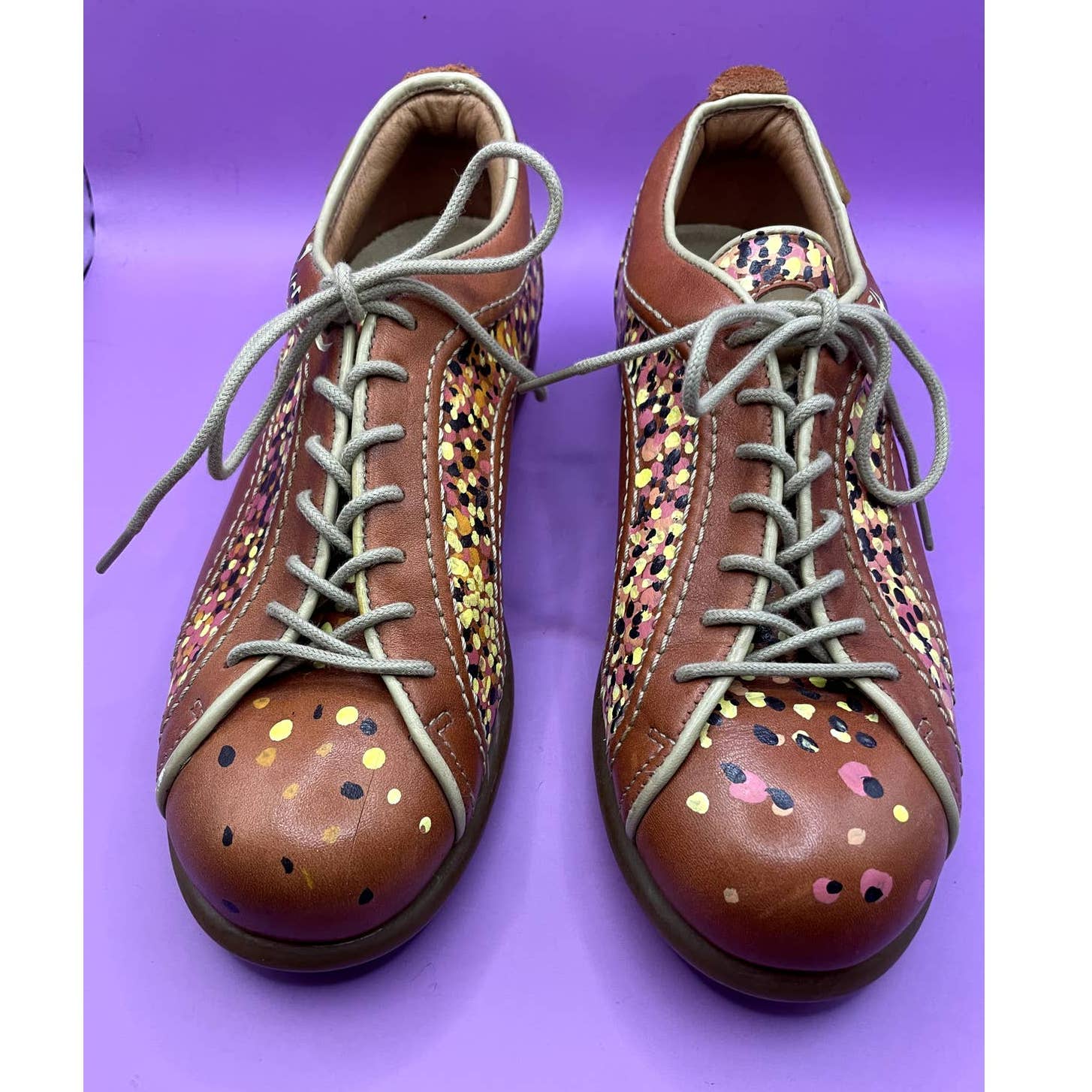 Camper Brown Hand Painted and Signed Ribbed Lace Up Shoes - 36 / 5