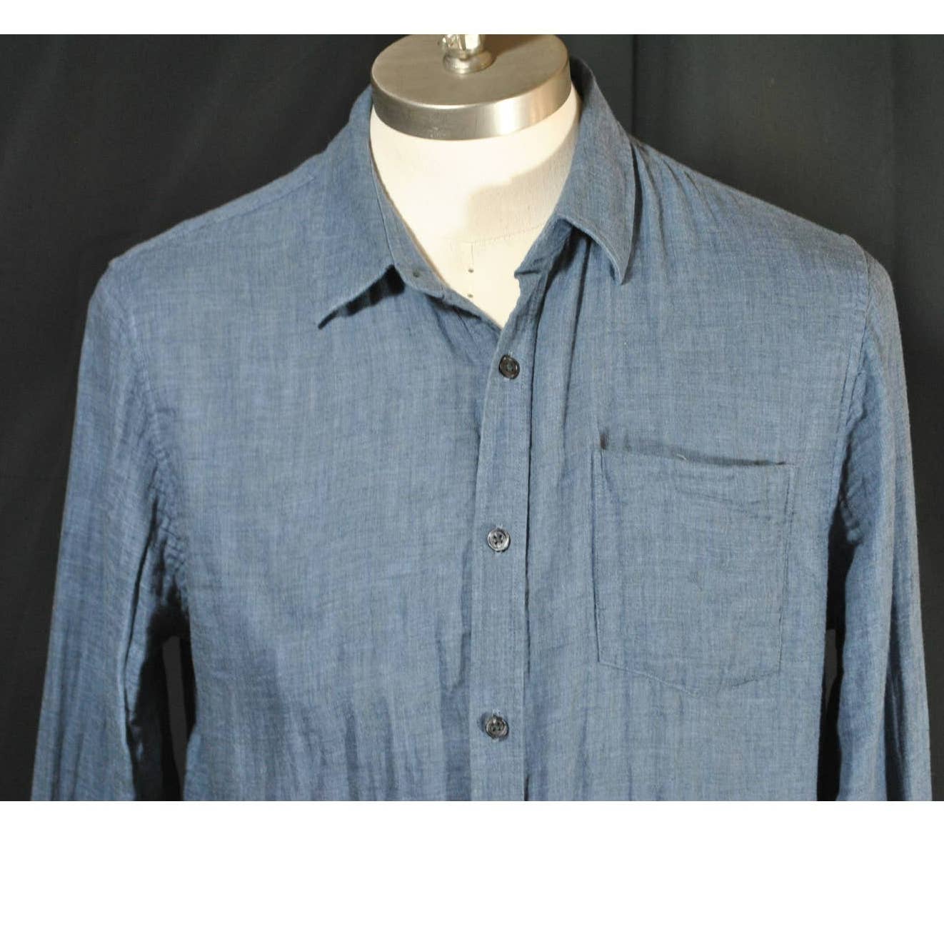 Vince Chambray Blue Button Up Shirt - M