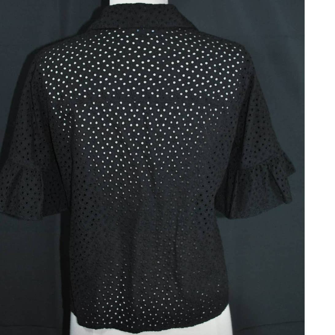 Madewell Black Eyelet Button Up Short Sleeve Top - S