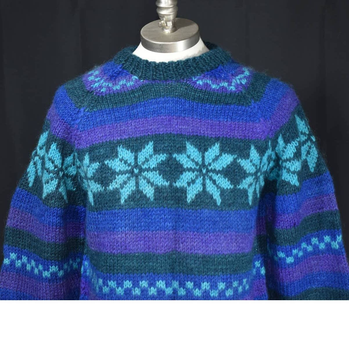 Vintage Handmade Knit Crewneck Wool Sweater - L