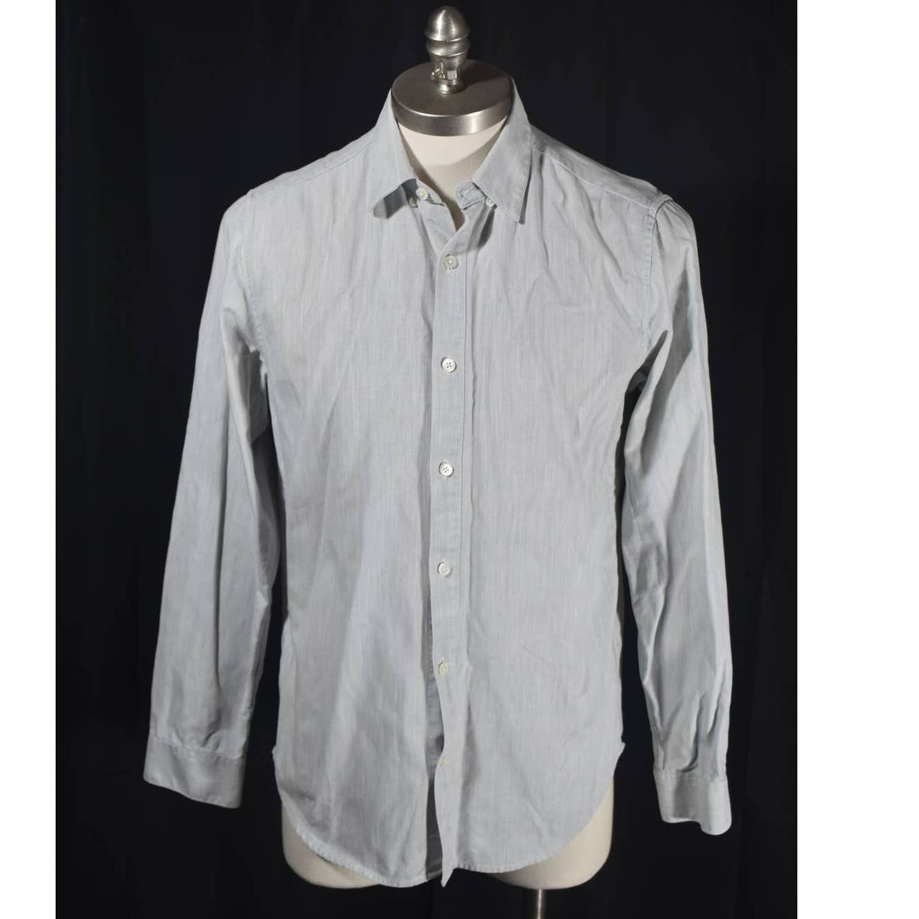Theory Light Gray Chambray Button Up Shirt - M