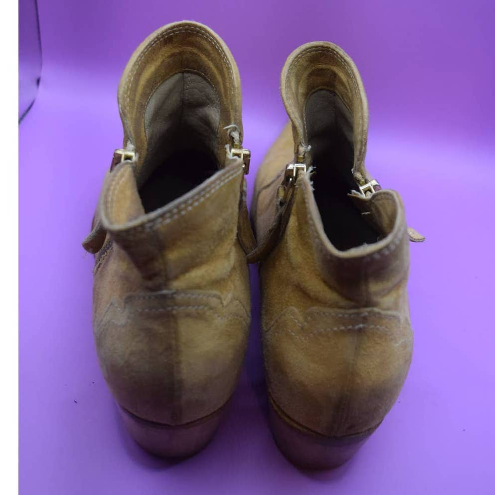 Boutique Tan Suede Side Side Vero Cuoio Cowboy Ankle Boots - 41 / 9.5